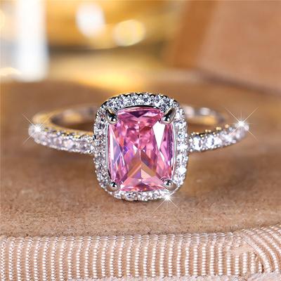 Luxus Weibliche Mädchen Große Kristall Rosa Quadrat Zirkon Stein Ring Farbe Hochzeit Schmuck Für Frauen