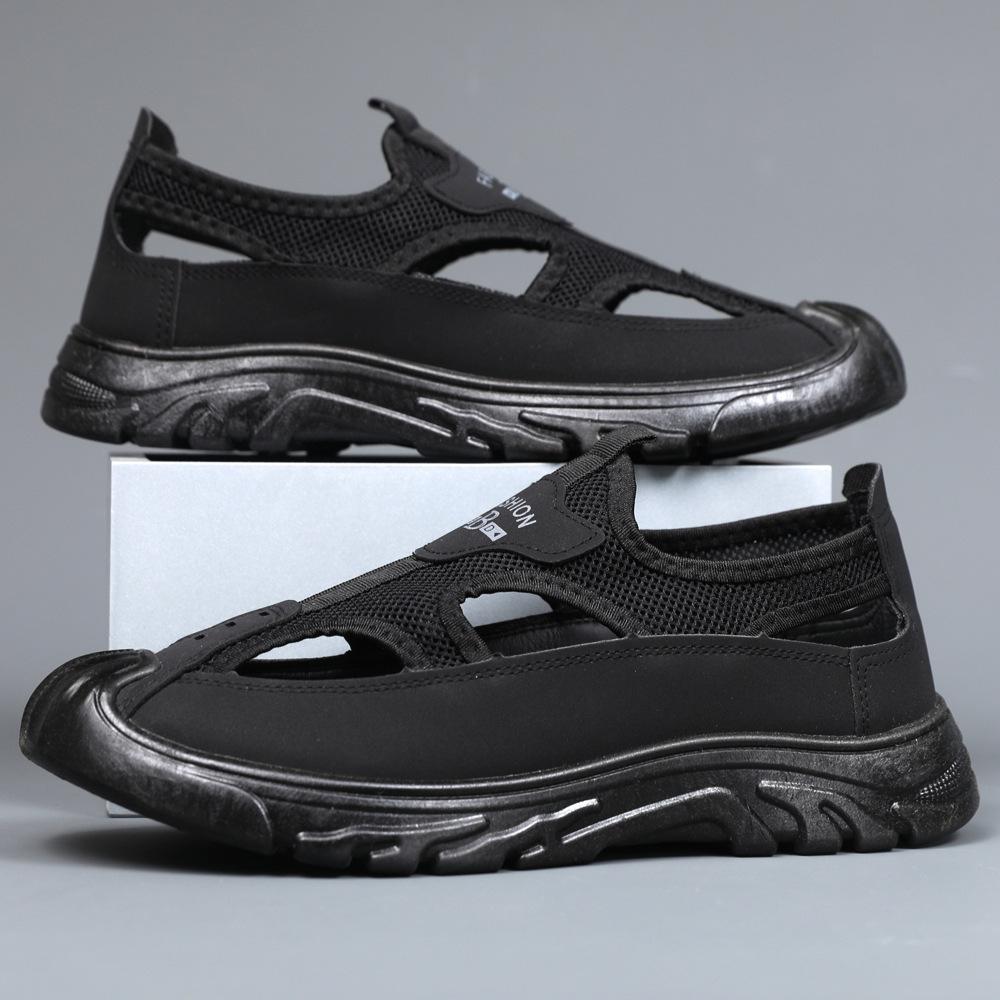 Men's Sandals Summer Hollow Hole Shoes Outdoor Non-slip Breathable Casual Pig Cage Shoes Men's One-pedal Beach Shoes