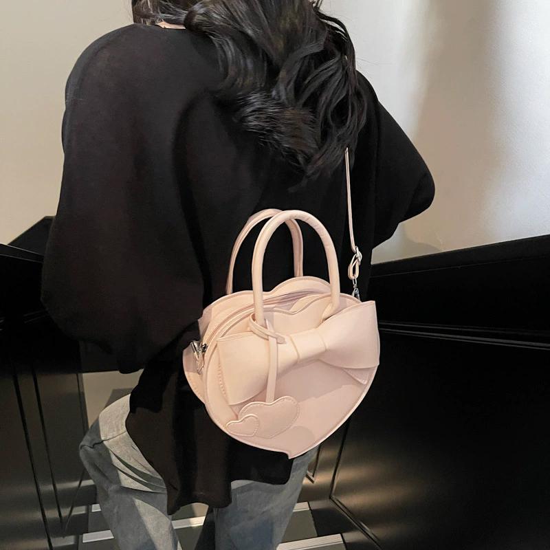 Trendy Love Shaped Small Handbag Butterfly Knot Single Shoulder Bags Fashion Versatile Heart Pendant Crossbody Bag