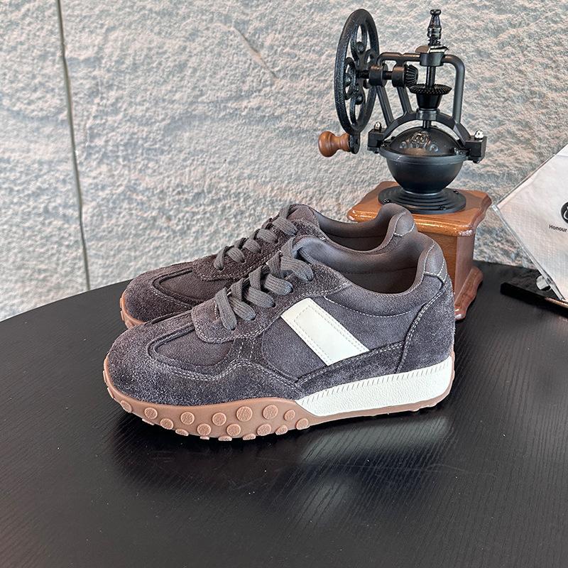 The First Layer of Cowhide, Wula Grass, Pigskin Insoles, German Training Shoes for Women's 2025 Autumn New Thick-soled Forrest Gump Shoes, Sports Wo