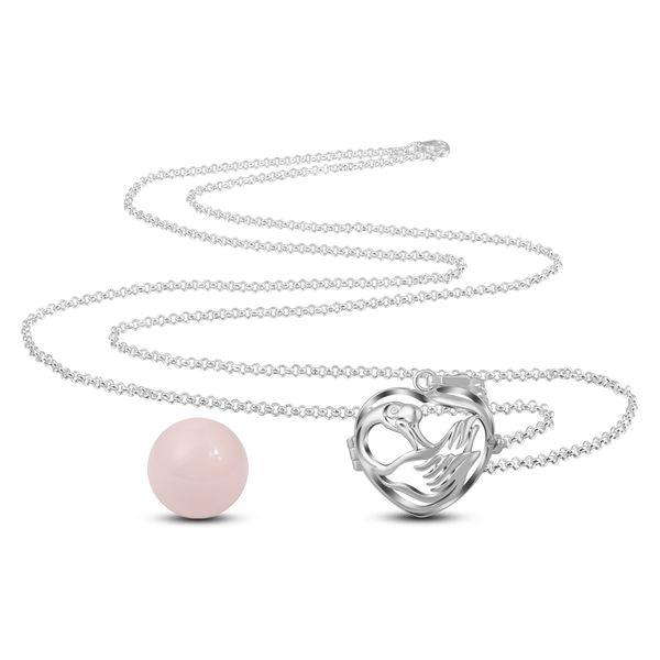 Schwanenherz-Schwangerschaftsbola mit rosa Glöckchen