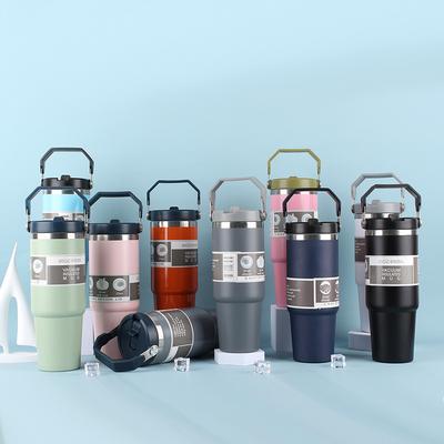 Tragbare 20oz/30oz große Kapazität Auto-Wasserbecher doppelwandig Edelstahl-Saugmund Thermosbecher