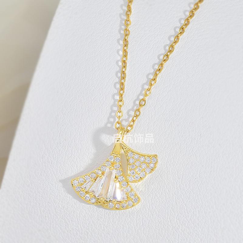 Full Diamond Ginkgo Leaf Necklace Women'S Premium Temperament Versatile Zircon Pendant Delicate Necklace