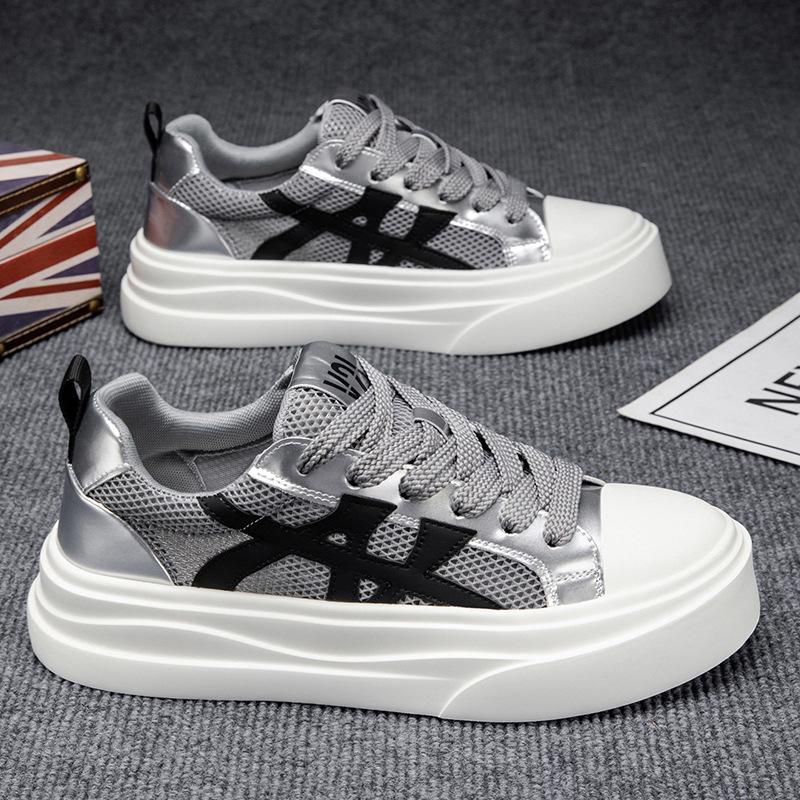 Student board shoes summer new mesh breathable platform Internet celebrity explosion youth trendy shoes fashion Korean version casual shoes