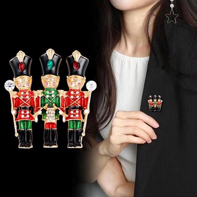Enamel Men Guard Brooches Puppet Soldiers Wear High Hat Jewelry Pins Cute Metal Badge Gift Suit Corsage Accessories