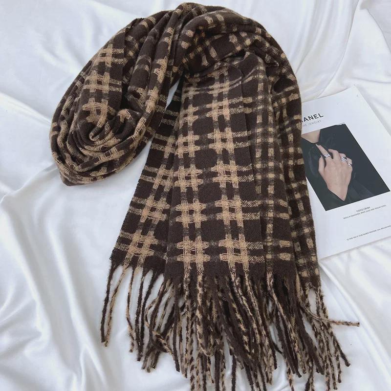 2024 Winter Women's Plaid Scarf: Korean Retro Style, Warm Imitation Cashmere Shawl for Students and Couples