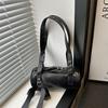 Underarm bag Cylinder bag Summer new fashion versatile design sense commuter shoulder bag