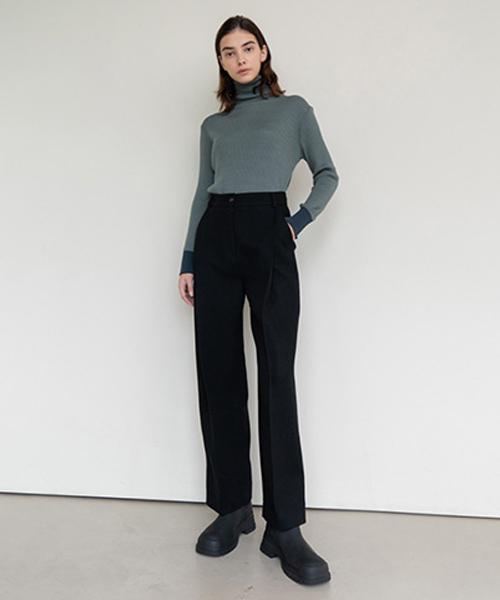 AVA MOLLI One Tuck Strap Wool Pt (Black)