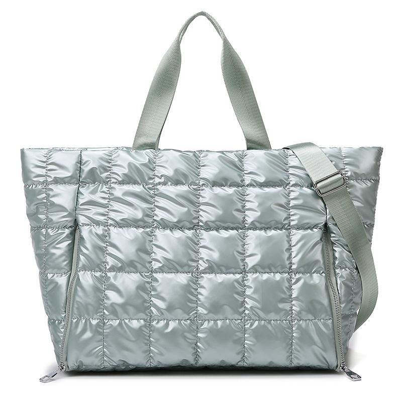 Large Capacity Quilted Tote Bags for Women Solid Color Women's Shoulder Bag for Gym Travel Fashionable Nylon Winter Padded Handbag