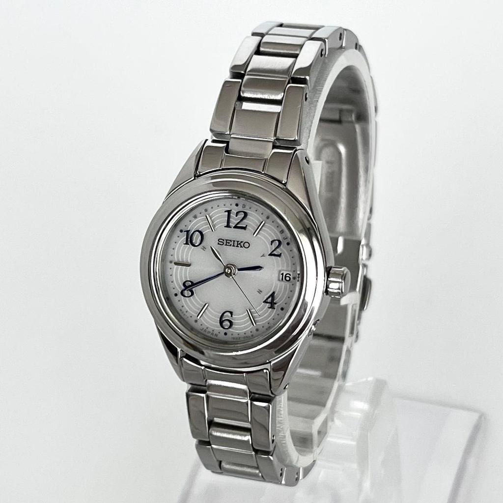 Used [In operation] Polished Seiko SEIKO ladies watch radio solar good condition silver white dial s2383