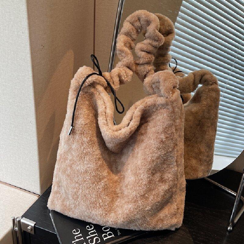 Plush Underarm Bag New Trendy Fashion Small Bag Women's Bag Portable Shoulder Bag Large Capacity Messenger Bag