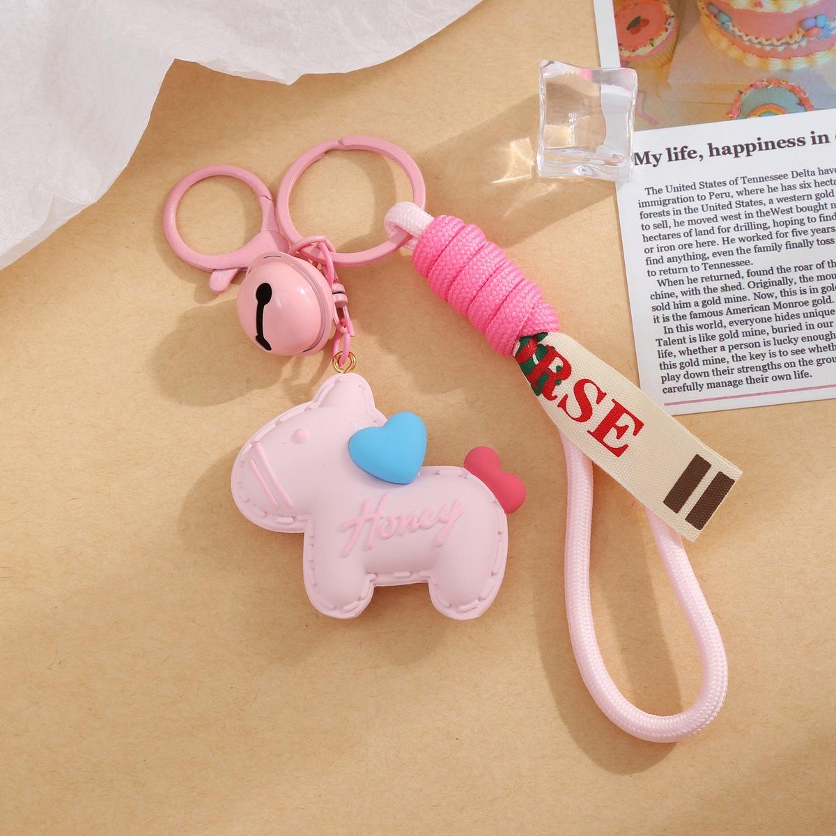 New Resin Love Pony Keychain Female Bag Pendant Car Keychain Bag Small Pendant