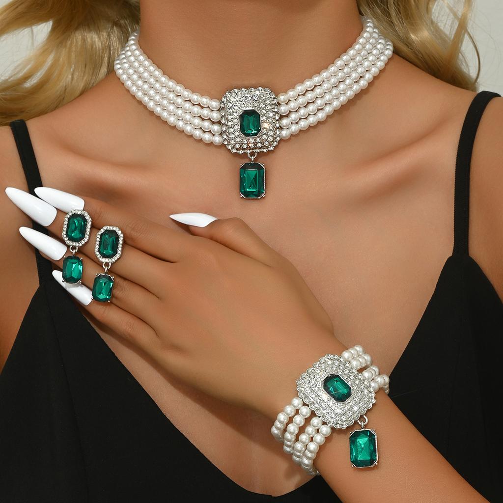 Women's Fashion Light Luxury Short Style Imitation Zircon Rhinestone Necklace Earrings Bracelet Zircon Set Party Festival Gift