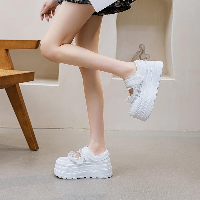 Sandals Women 2025 Summer New Internet Celebrity Explosion Flower Edge Thick-soled Muffin Shoes Hollow Breathable Mesh Casual Shoes
