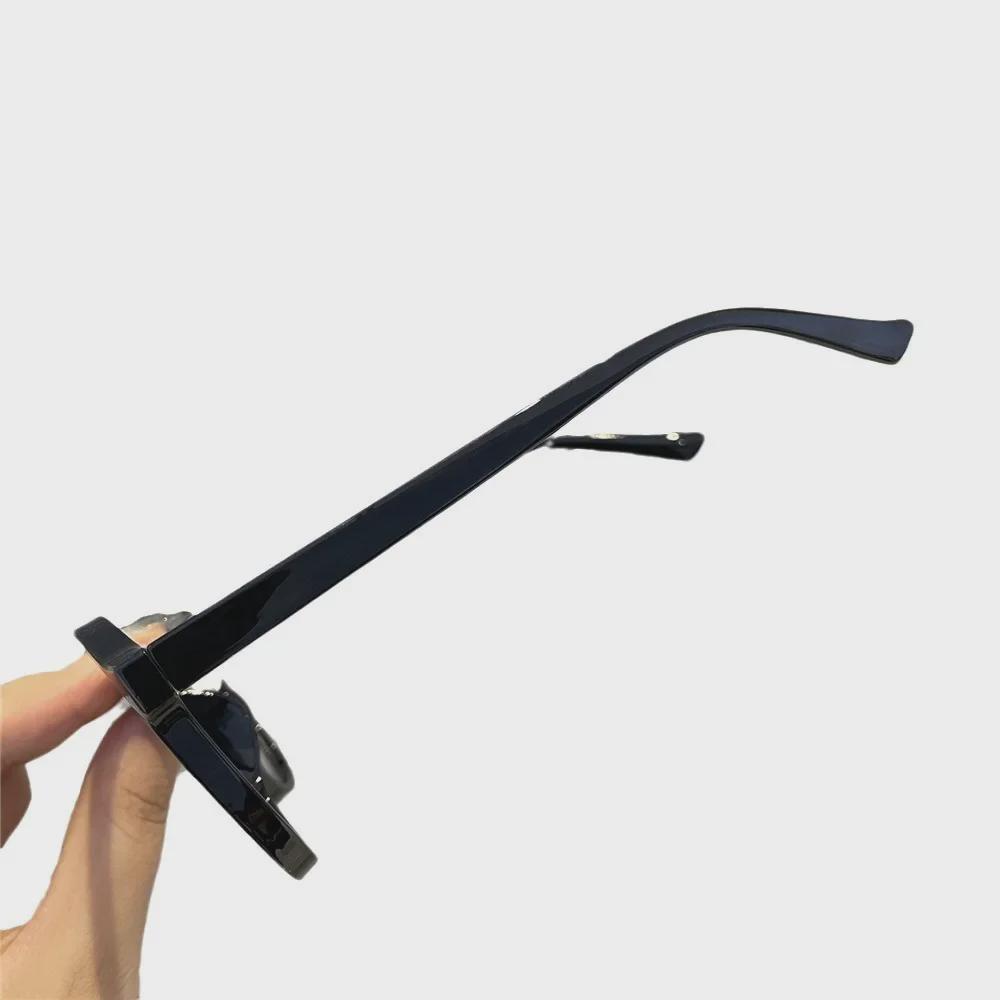 Trendy Korean-Style Large Frame Anti-Blue Light Glasses for Men & Women