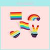 Kreative Regenbogen-Serie Cartoon-Brosche mit Herzform-Design für einzigartige Stil-Accessoires