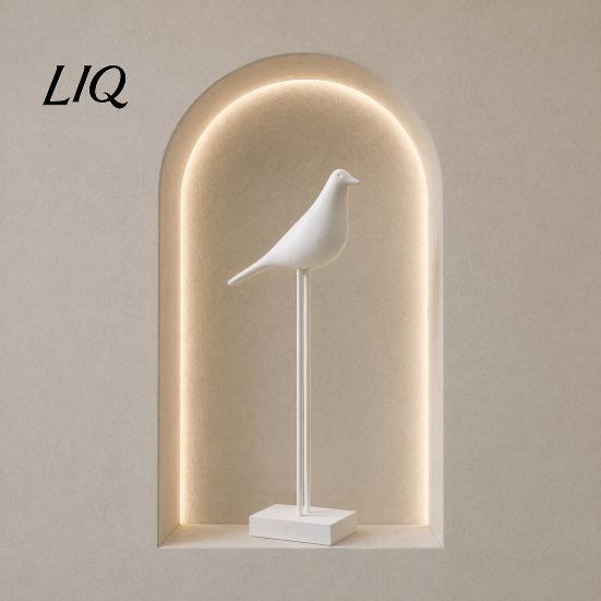 Modern Resin Bird Ornaments Black & White Figurine, Minimalist Art Sculpture for TV Cabinet Decorations Bookshelf Office Desk, Elegant Home