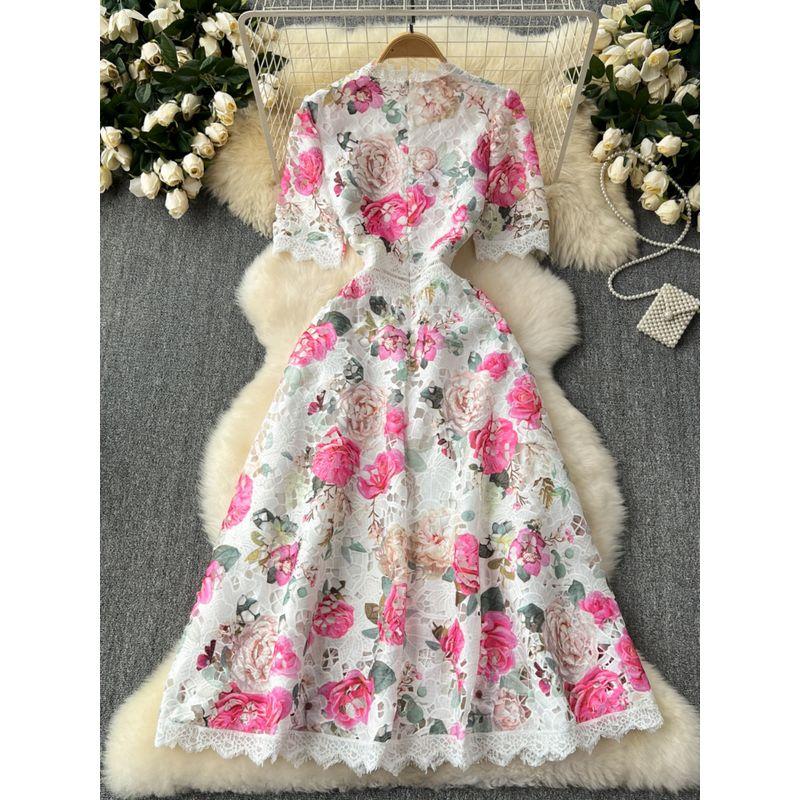 Classy Women's Clothing 2024 Summer New Arrival French Elegant Retro Lace Patchwork Printed Waist-Controlled Elegant Dress Dress