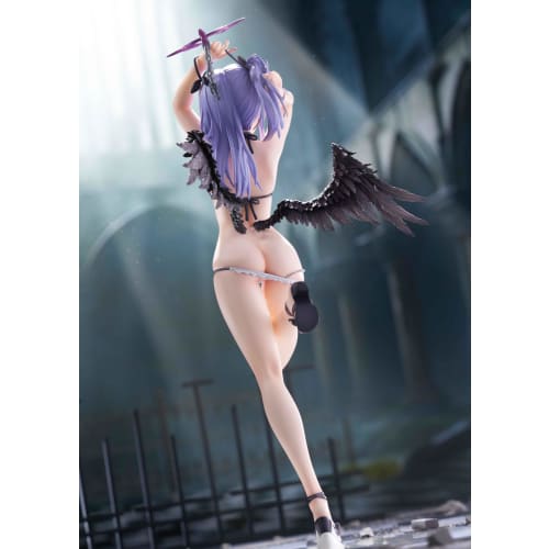 Golden Head Plus NIYA Swimsuit Ver. Height: Approximately 265mm (including base) 1/7 scale painted PVC and ABS figure