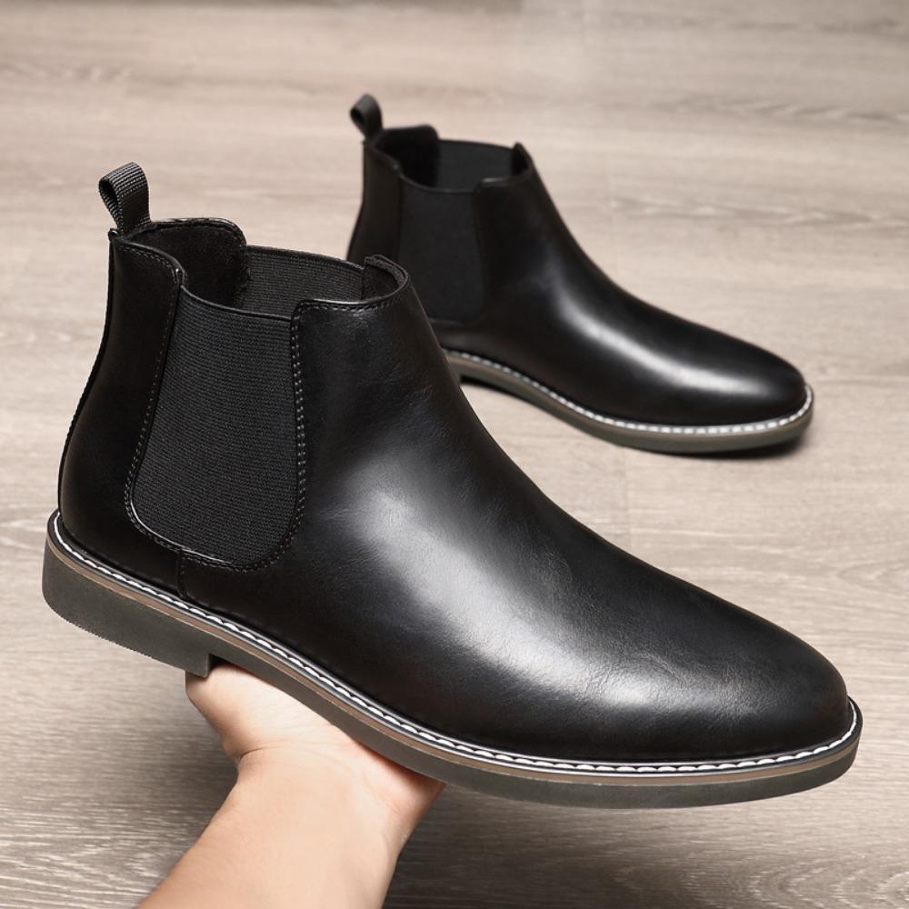 Mens British Style Leather Boots High Top Martin Boots Fashionable Big Size Shoes for Winter Autumn