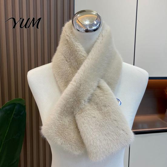 Fashionable Winter Accessories for Women Faux Fur Scarf, Neck Warmer Cold Weather, Short Collar Scarves, Soft Comfortable Velvet Scarf Dating
