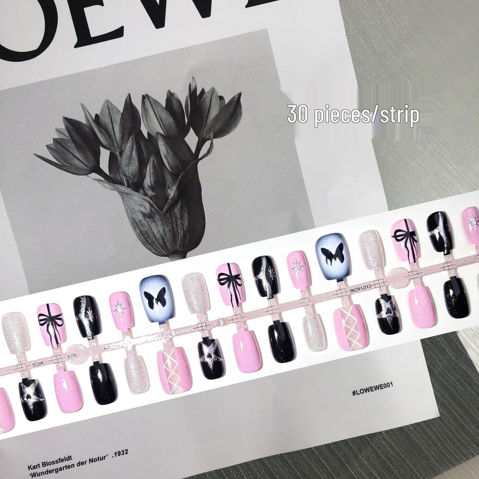 

Шикарные 3D наклейки для нейл-арта: Сладкий, Крутой, Универсальный Дизайн с Бриллиантами - 30 Штук