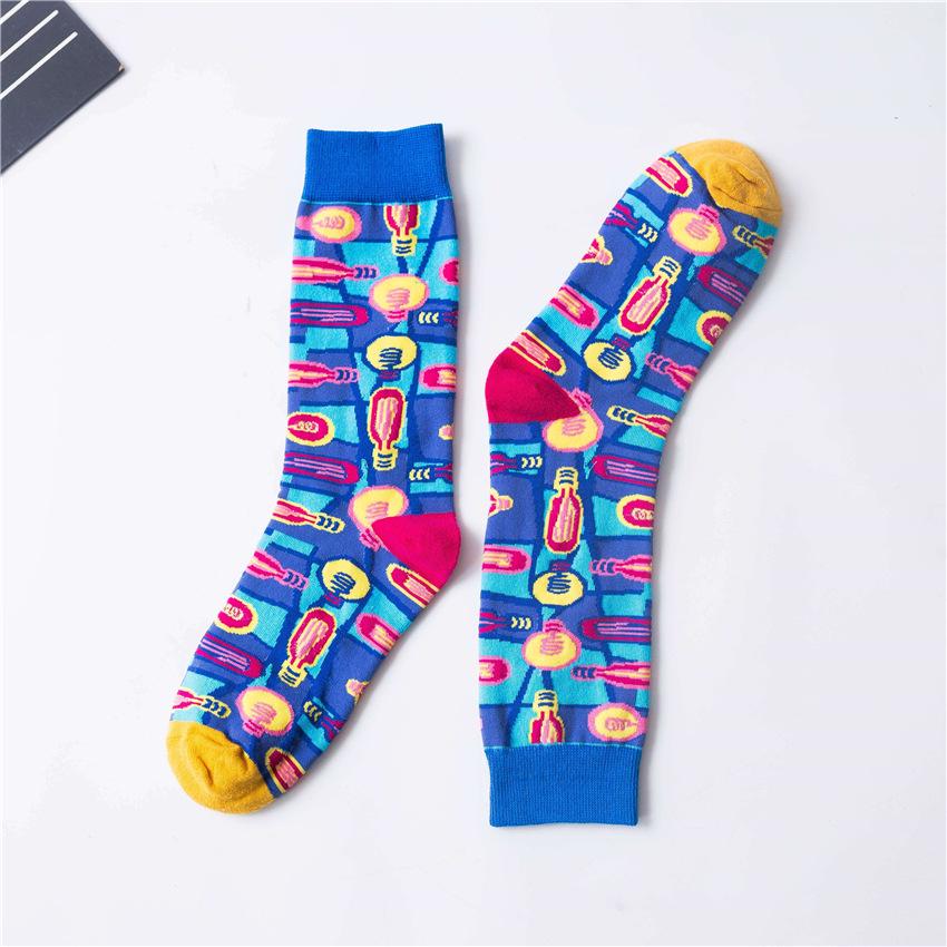 Retro Color-Block Mid-Calf Socks: Trendy Unisex Cartoon Shell Design, Bright and Stylish for Couples