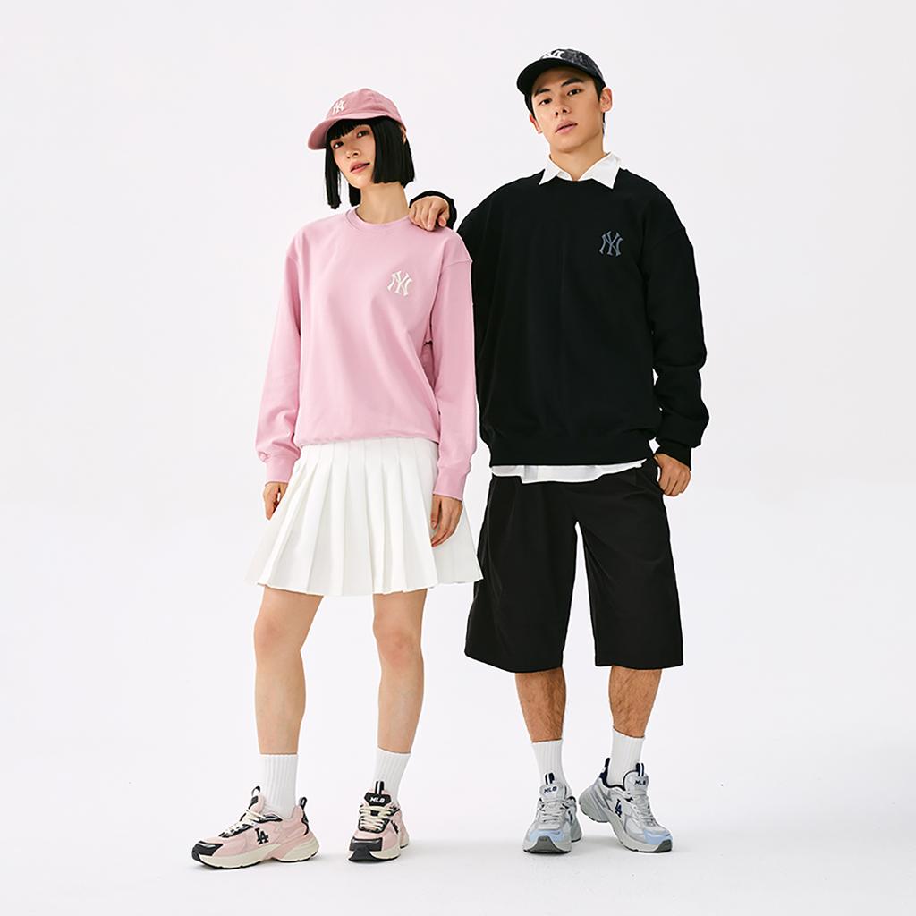 New MLB MONOGRAM Collection New York Yankees FW25 Sweatshirt Unisex Black 3AMTM0654-50BKS