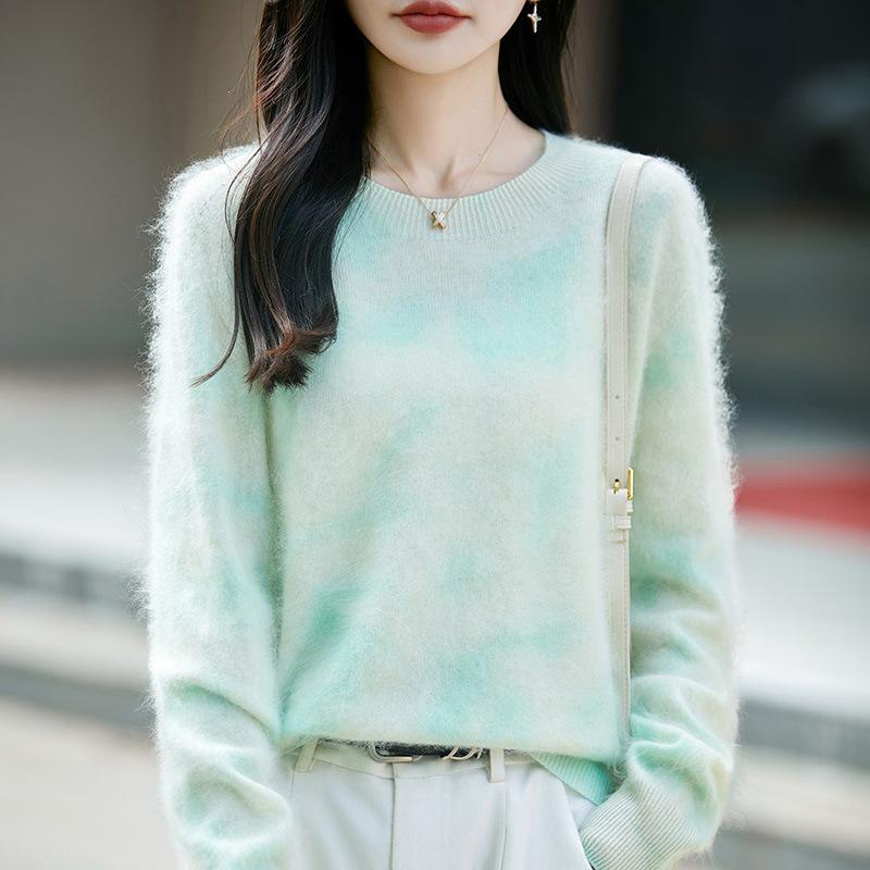 2026 A/W Women's Gradient Cashmere Wool Round Neck Sweater