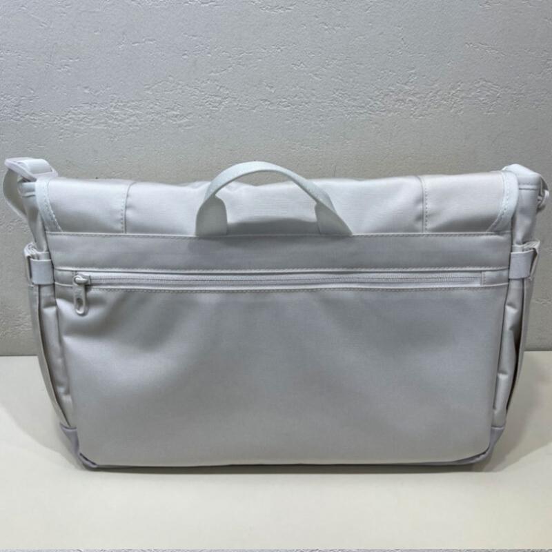 New Balance Authentic Messenger Bag Nbgcfss202 Cream