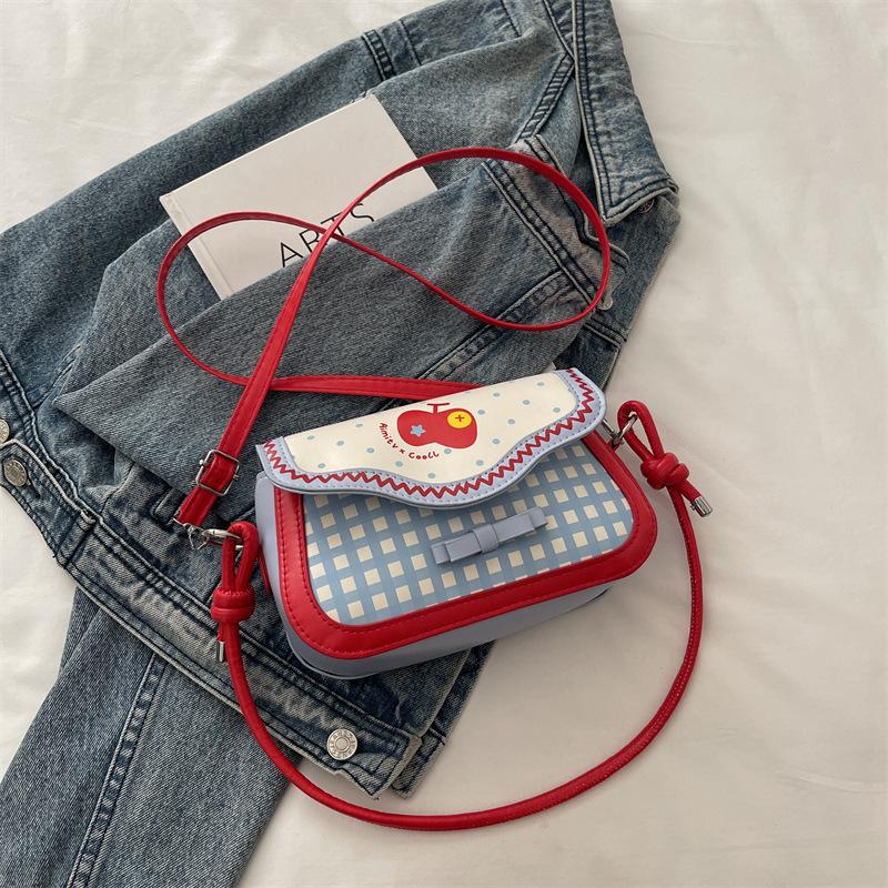 Cute Pink Apple Niche Women's Bag New Underarm Shoulder Bag Portable Niche Women's Bag Popular Small Square Bag