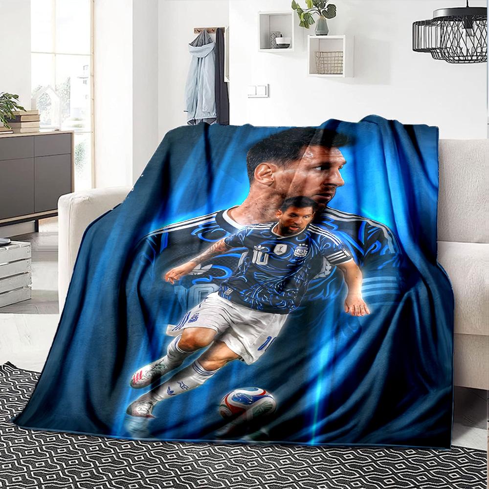 Soccer Player Action Blanket Warmthful Decor Great for Picnics Seaside Bed All-Season Use Stylish Decor Gifts For Family Or Friends