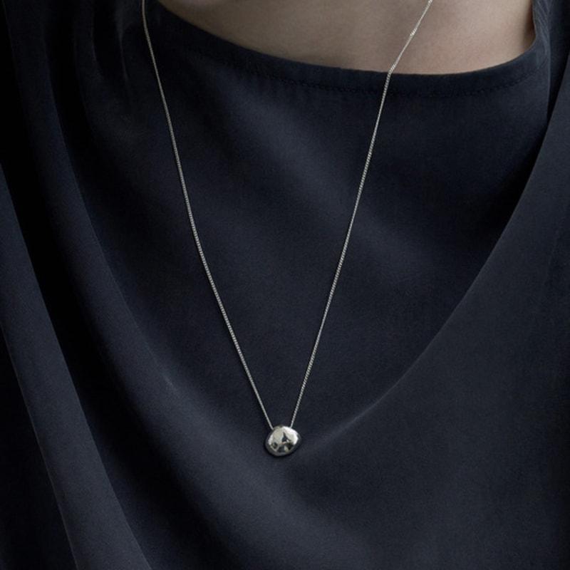 ovbeige [VEI] 925silver PEBBLE PENDANT NECKLACE