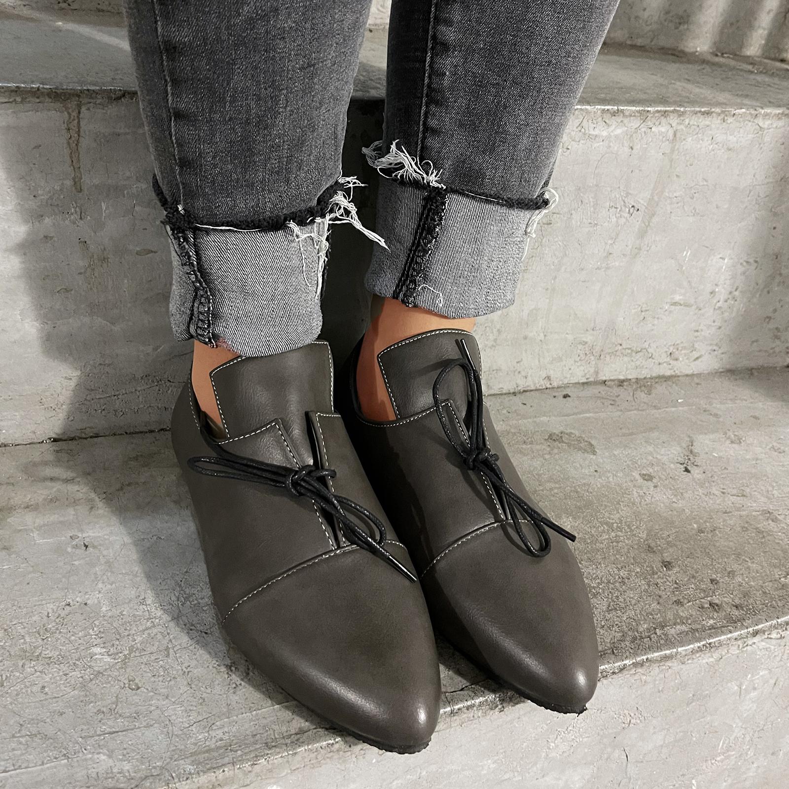 

Большой размер 35-43, повседневные туфли на плоской подошве, женские туфли с острым носком, кружевные высокие туфли на плоской подошве