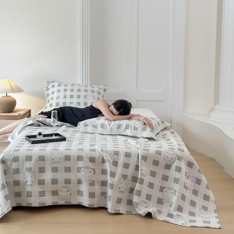 

Oeny Plaid Rabbit Jacquard Bed Cover & Towel Quilt