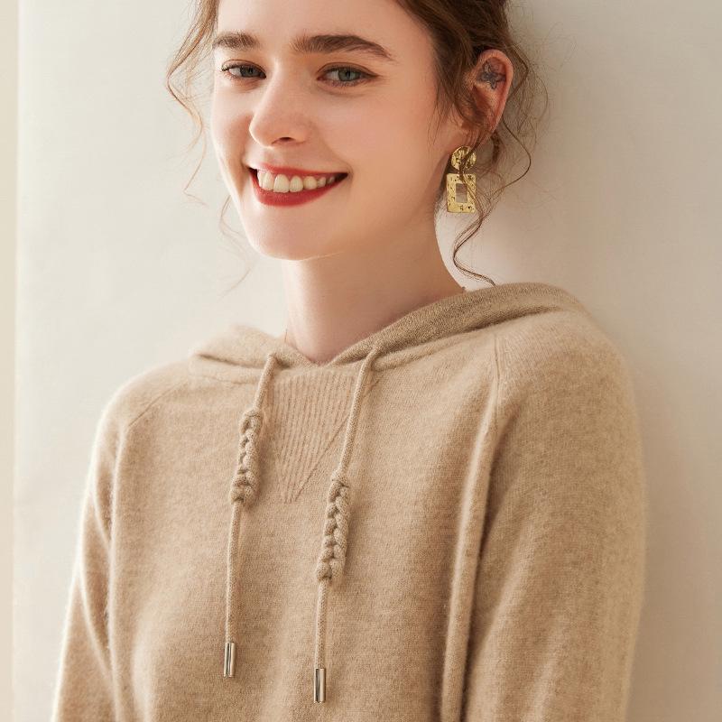 Women's Pure Cashmere Solid Color Hoodie, Warm and Thick, Loose Fit for Autumn and Winter