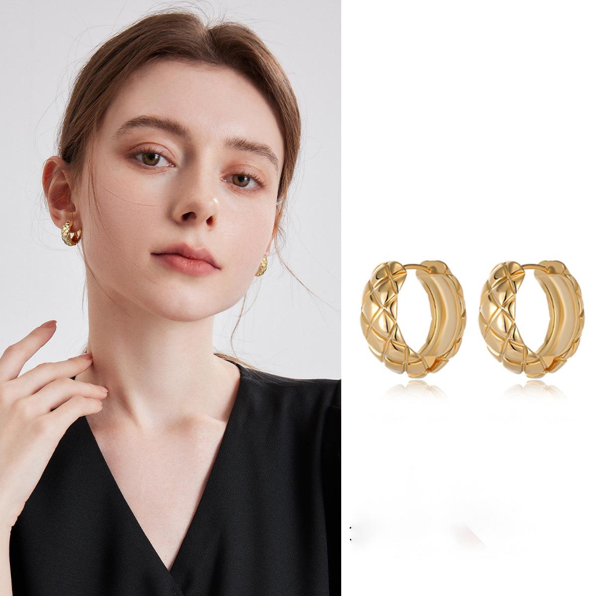 

Серьги-кольца в форме ромба, ретро нишевые серьги, модный стиль, персонализированные серьги для женщин