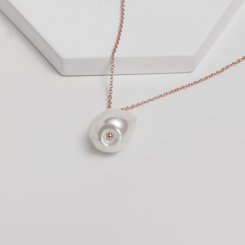 

Длинное ожерелье с имитацией барочного жемчуга особой формы, покрытое 18-каратным розовым золотом, в стиле ретро, с подвеской в виде придворного свитера, простая и универсальная цепочка