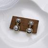 French Retro Temperament Irregular Gray Pearl Earrings, Light Luxury High-End Simple Earrings