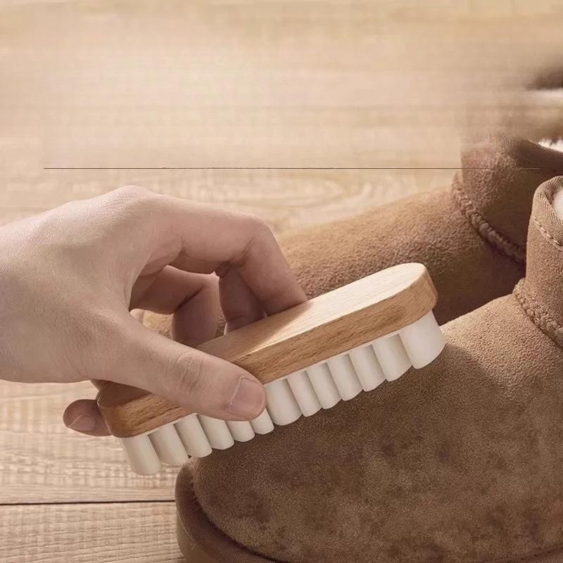 3-in-1 Suede & Nubuck Cleaning Kit - Eraser, Brush & Silicone Pile Lifter for Shoes, Boots & Bags, Restores Nap & Removes Stains