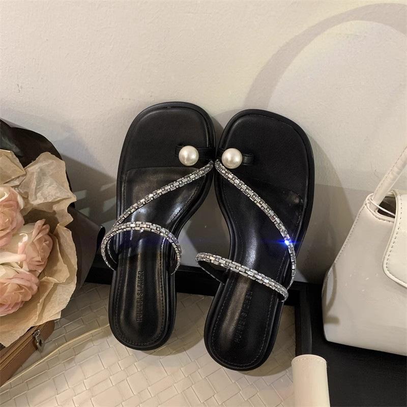 

French thick heel pearl rhinestone cover toe cool slippers female 2025 summer new temperament wear fairy style sandals female 35 чёрный