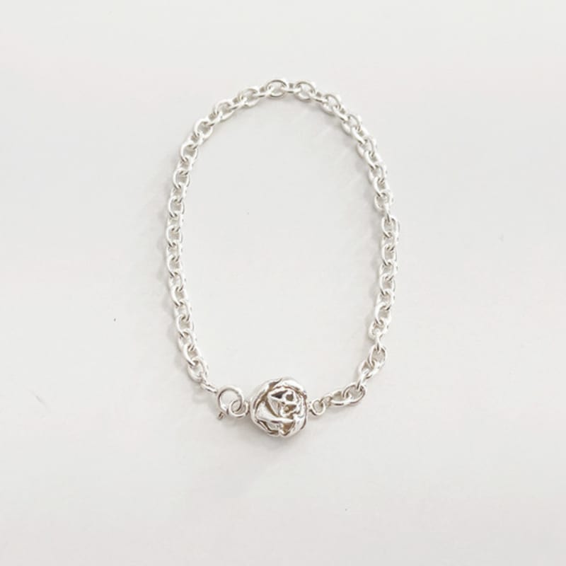 

STILL INSTANT Rose with Dew - Bracelet 01 B01