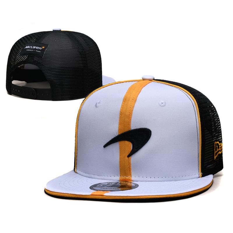 Závodní kšiltovka týmu McLaren F1 - Zakřivený kšilt s logem vozu
