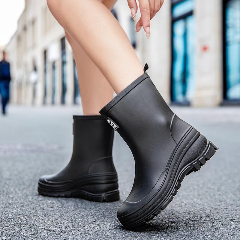 New-style Rain Boots: Waterproof Rubber Shoes for Kitchen Work, Suitable for Adult Women to Wear Outdoor as Water Shoes