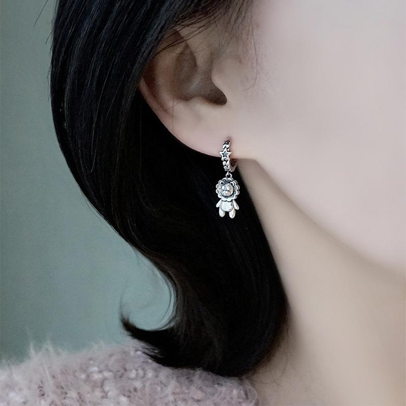 Tide Retro Animal Couple Stud Earrings Female Simple Hip Hop Original Style Creative Little Lion Ear Buckle