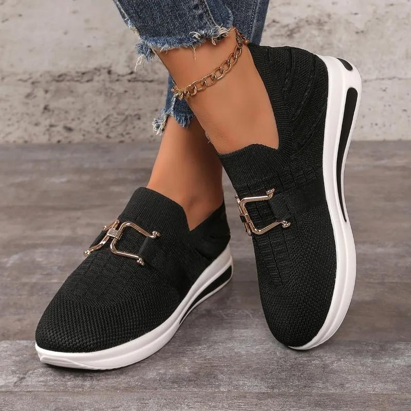 New Light Plus Size Comfortable Casual Shoes 2024 Brand Slip-on Women's Vulcanize Shoes Fashion Metal Decoration Ladies Shoes