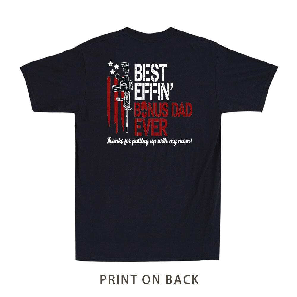 

Лучший Чертов Отчим Когда-либо Флаг США Пистолет День Отца (Печать на спине) Мужская футболка Унисекс футболка XXXL