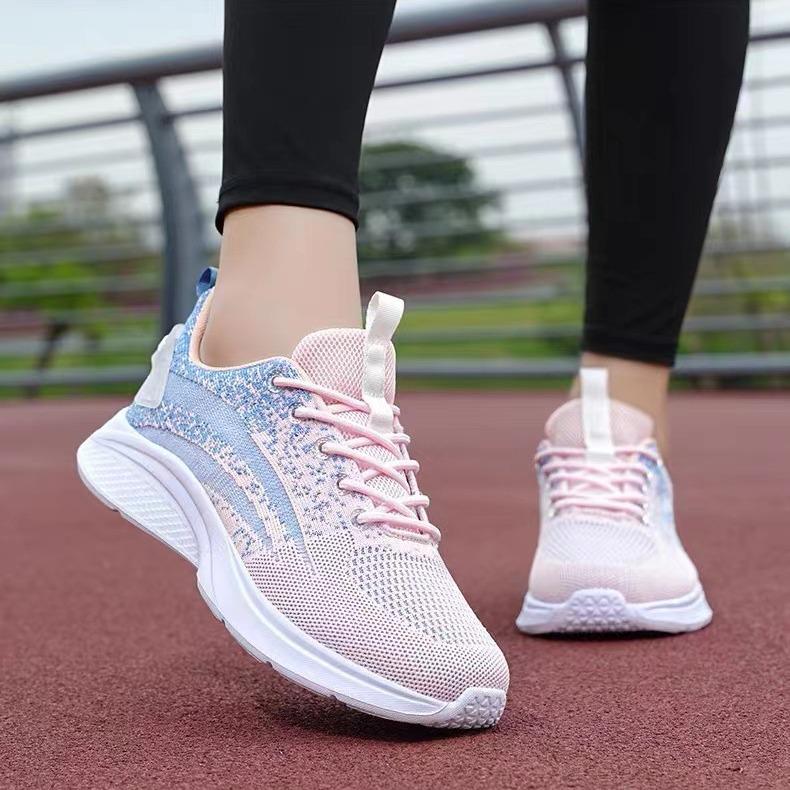 Women's Lightweight Fly-knit Running Shoes - Breathable, Fashionable, Ideal for Spring & Autumn, Perfect for Middle School Students & Travel.