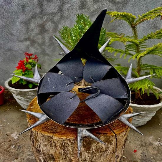 Handcrafted  Helmet Lord of the Rings-Inspired Dark Rider Helmet for Cosplay, Collectors