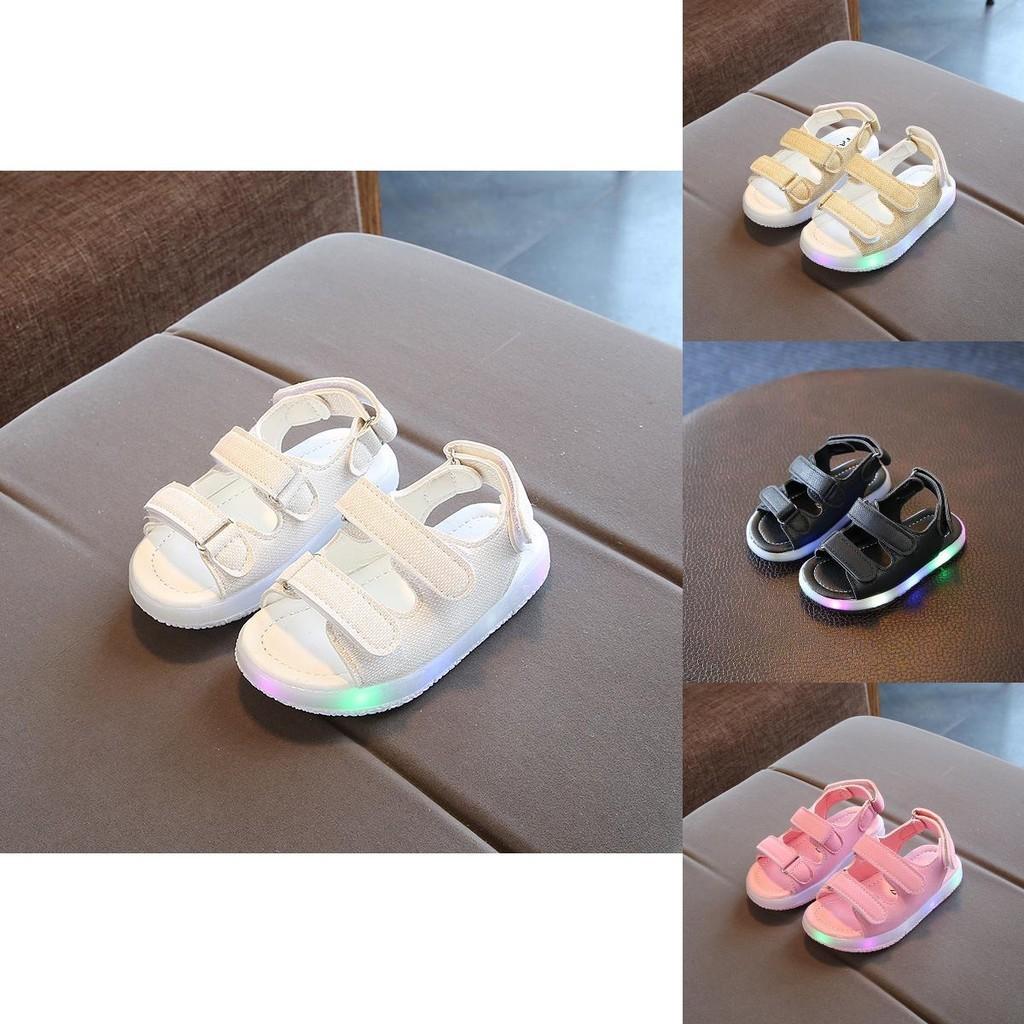 Comfortable Children Casual Flashing Light Sandals With Soft Bottom For Daily Play